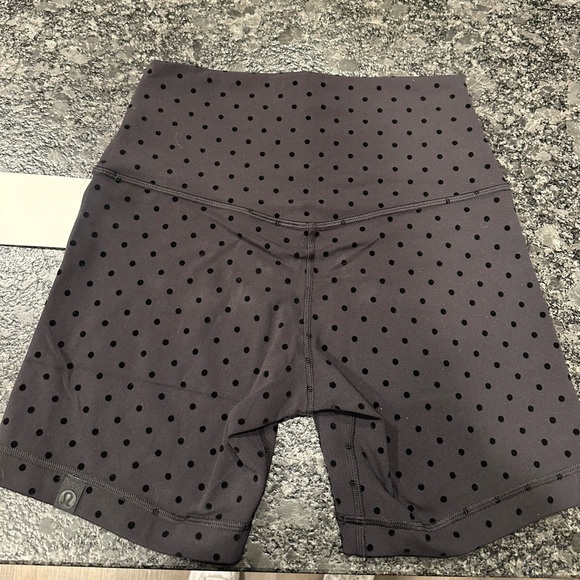 lululemon Align High-Rise Short polka dot Flocked - Picture 2 of 6